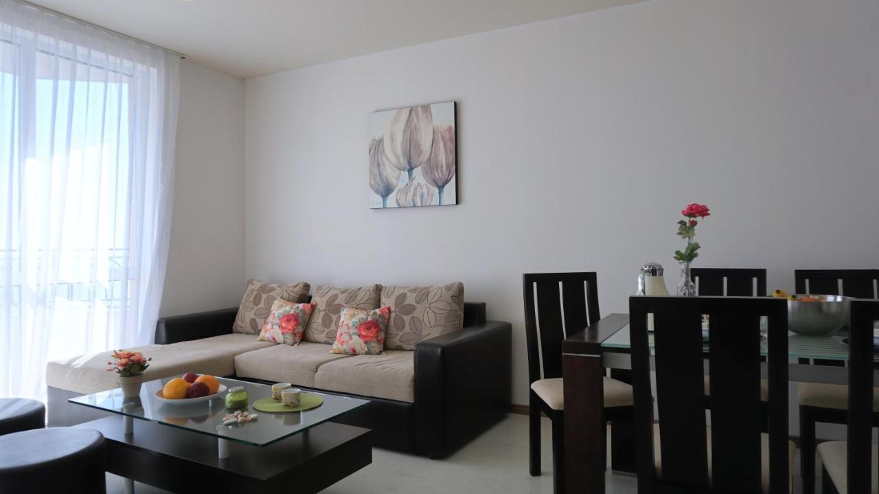Апартаменти Свети Георги - Saint George Apartments Kavarna Buitenkant foto