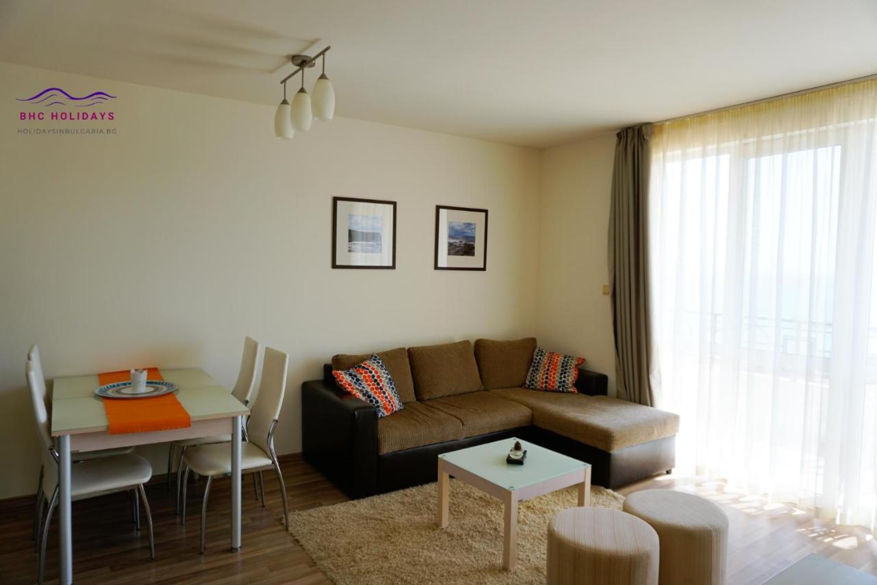 Апартаменти Свети Георги - Saint George Apartments Kavarna Buitenkant foto